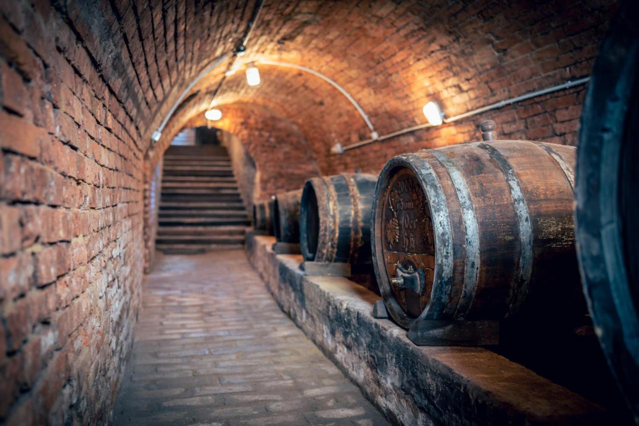 Winzerhof Kuessler - Weinviertel Ξενοδοχείο Stillfried Εξωτερικό φωτογραφία